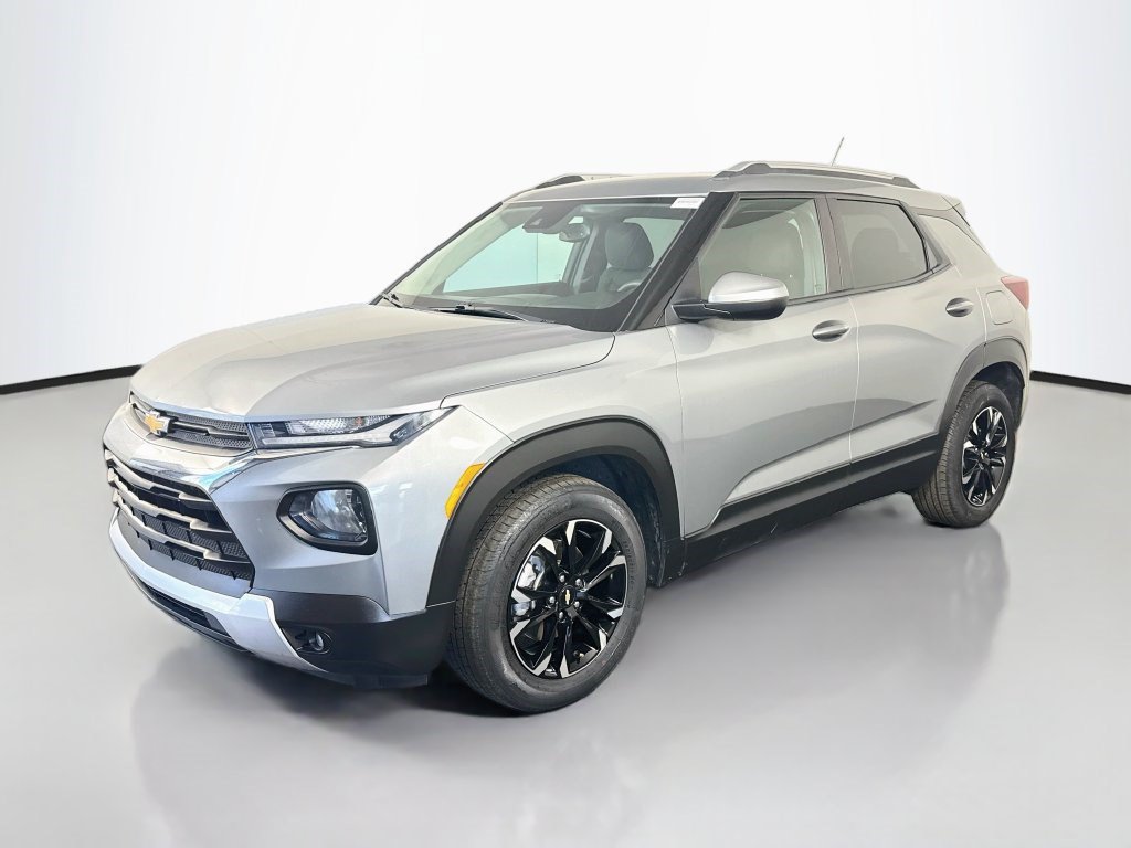 Used 2023 Chevrolet TrailBlazer LT w/ Convenience Package FWD image 4