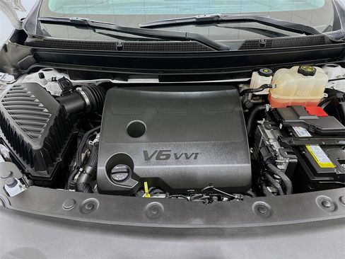 Used 2024 Buick Enclave Essence w/ Experience Buick Package image 32