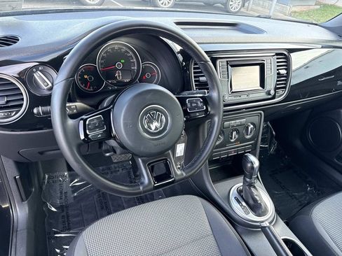 Used 2018 Volkswagen Beetle 2.0T S FWD image 13