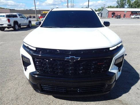 Used 2025 Chevrolet Traverse RS AWD/4WD image 8