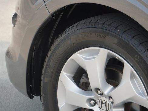 Used 2010 Honda Crosstour EX-L image 9