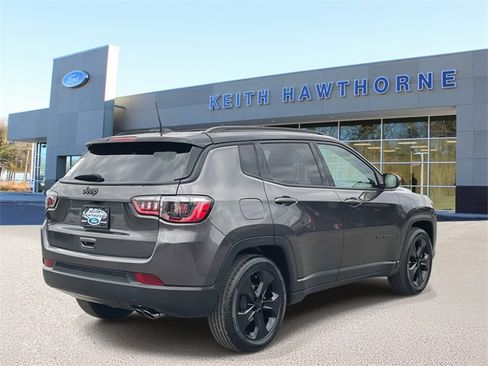 Used 2021 Jeep Compass Latitude image 6