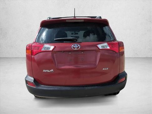 Used 2015 Toyota RAV4 XLE FWD image 6