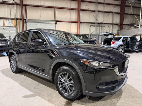 Used 2020 MAZDA CX-5 Sport FWD image 2