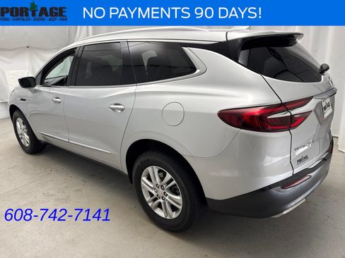 Used 2021 Buick Enclave Essence FWD image 4
