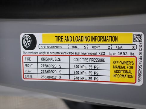 Used 2025 Chevrolet Silverado 1500 RST AWD/4WD image 37