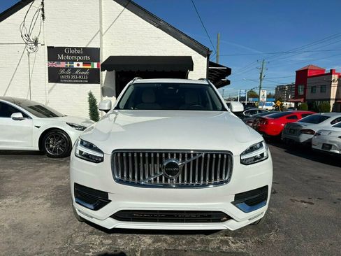 Used 2024 Volvo XC90 B5 Core w/ Protection Package Premier image 8