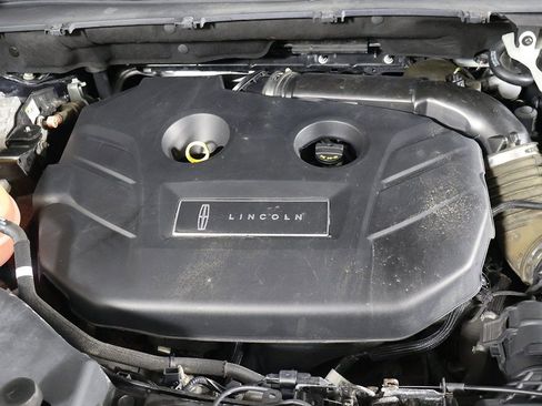 Used 2019 Lincoln MKC Premiere image 12