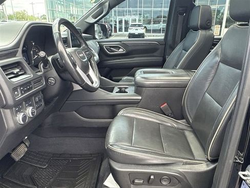 Certified 2021 GMC Yukon SLT w/ SLT Luxury Plus Package AWD/4WD image 19