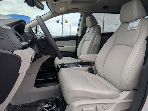 New 2026 Honda Odyssey EX-L image 11