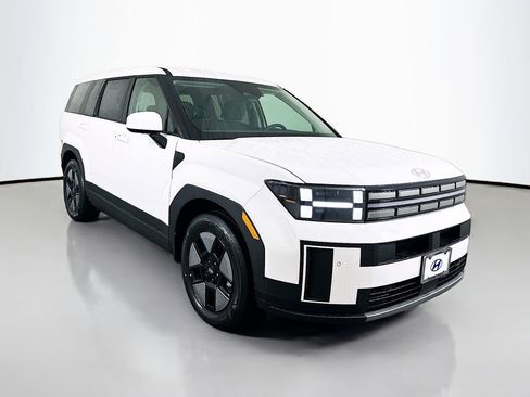 New 2026 Hyundai Santa Fe SE image 3