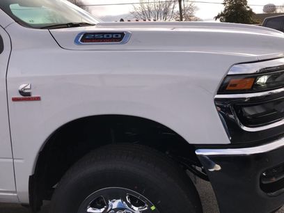 New 2026 RAM 2500 Tradesman w/ Chrome Appearance Group