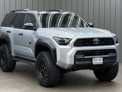 Used 2026 Toyota 4Runner TRD Off-Road Premium AWD/4WD image 7
