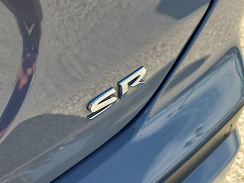 Used 2023 Nissan Kicks SR w/ SR Premium Package FWD image 7