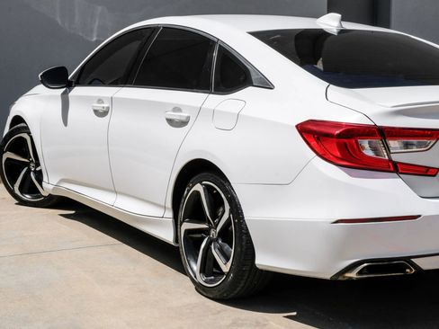 Used 2020 Honda Accord Sport image 18