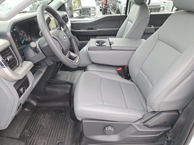 New 2026 Ford F250 XL w/ XL Driver Assist Package RWD image 16