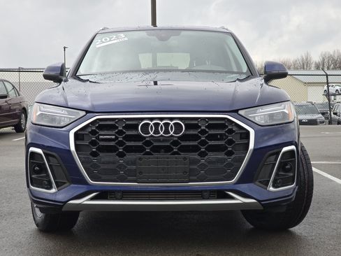 Certified 2023 Audi Q5 2.0T Premium Plus w/ Premium Plus Package image 2