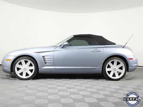Used 2005 Chrysler Crossfire Limited image 13
