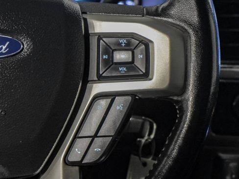 Used 2022 Ford F350 Lariat w/ Lariat Value Package AWD/4WD image 17