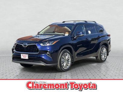 New 2025 Toyota Highlander Platinum