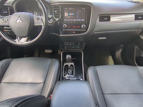 Used 2020 Mitsubishi Outlander SEL image 23