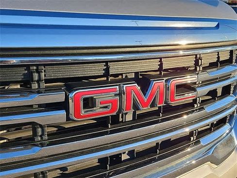 Certified 2020 GMC Acadia SLT image 38