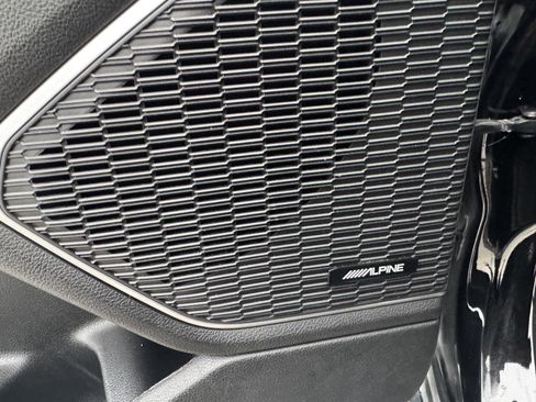 Used 2023 Jeep Grand Cherokee L Limited w/ Trailer Tow Group (B) image 18