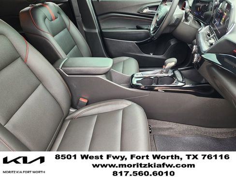 Used 2025 Chevrolet Trax RS w/ Driver Confidence Package FWD image 12