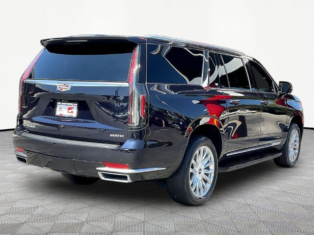 Used 2024 Cadillac Escalade ESV Premium Luxury AWD/4WD image 7