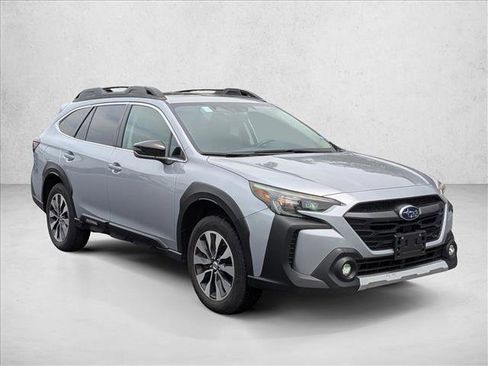 Used 2024 Subaru Outback Limited AWD/4WD image 3
