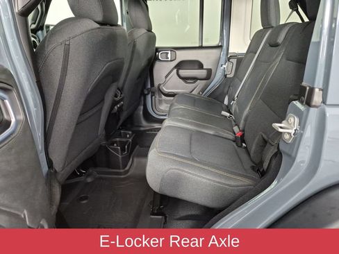 Used 2025 Jeep Wrangler Unlimited Sport AWD/4WD image 29