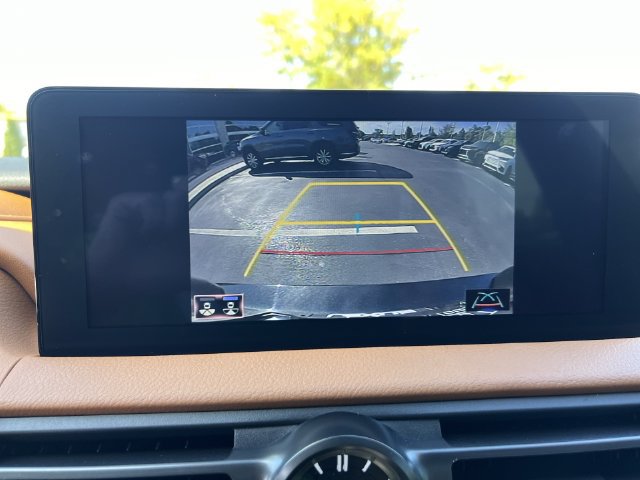 Used 2025 Lexus IS 350 F Sport w/ Navigation Package AWD/4WD image 15