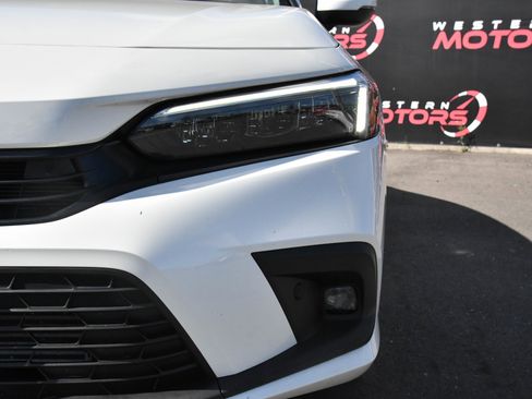 Used 2024 Honda Civic Touring image 11