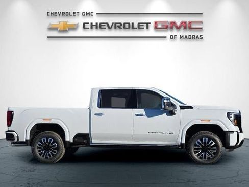 New 2026 GMC Sierra 2500 Denali Ultimate w/ Max Trailering Package image 2