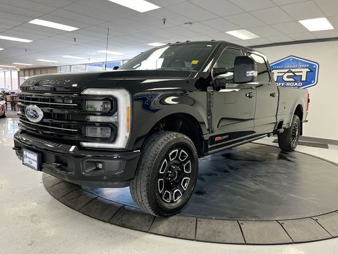 Used 2025 Ford F350 Platinum AWD/4WD image 4