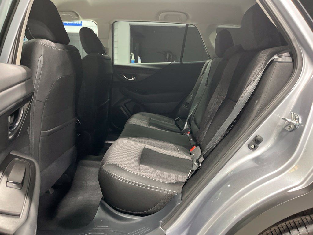 Certified 2025 Subaru Outback Premium AWD/4WD image 34