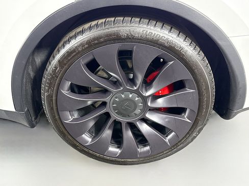 Used 2021 Tesla Model Y Performance image 36