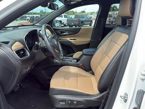 Used 2022 Chevrolet Equinox Premier AWD/4WD image 14