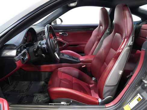 Used 2017 Porsche 911 Carrera 4S AWD/4WD image 27
