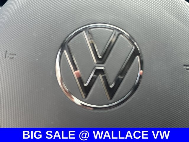 Certified 2024 Volkswagen Tiguan SE R-Line FWD image 23
