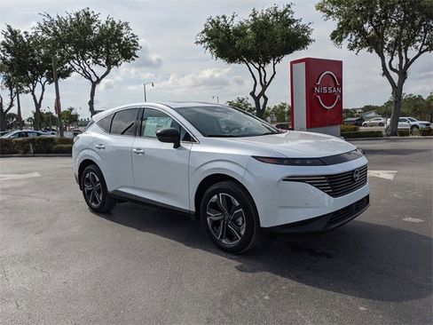 New 2025 Nissan Murano SL image 2