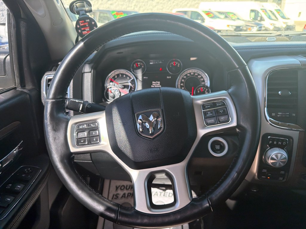 Used 2018 RAM 1500 Laramie w/ Convenience Group AWD/4WD image 13