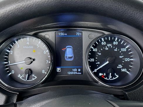 Used 2020 Nissan Rogue S FWD image 12