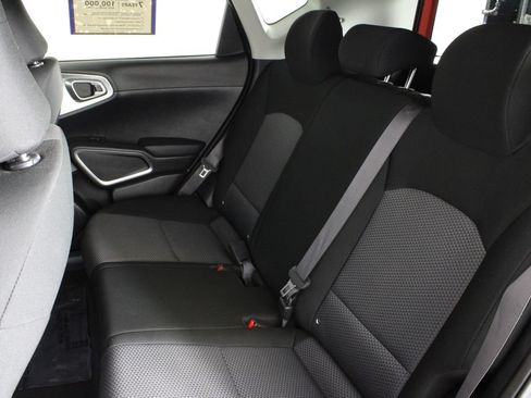 Used 2023 Kia Soul S FWD image 20