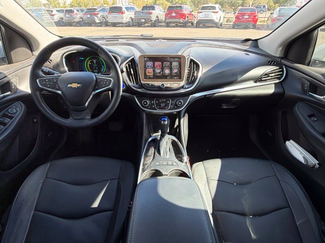 Used 2017 Chevrolet Volt Premier w/ Driver Confidence II Package FWD image 11