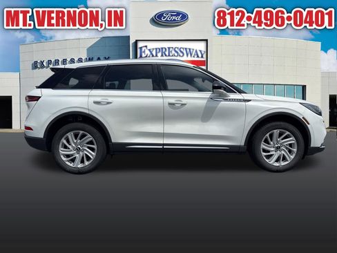 Used 2022 Lincoln Corsair FWD image 12