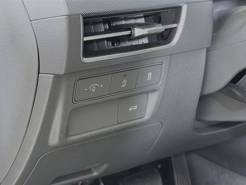 Used 2025 Hyundai Sonata SE image 12