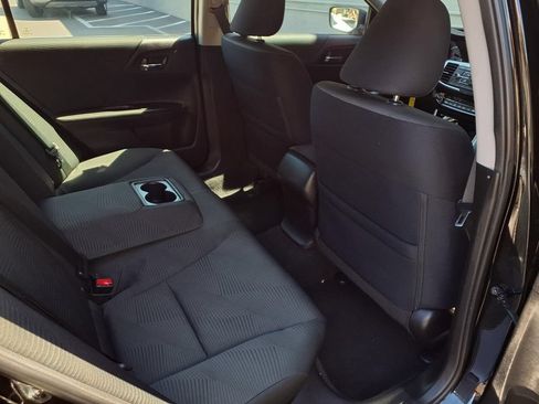 Used 2016 Honda Accord LX image 21