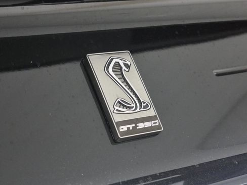 Certified 2020 Ford Mustang Shelby GT350 w/ Technology Package image 23