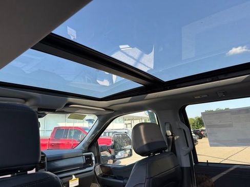 New 2026 Ford F350 Lariat w/ Lariat Premium Package AWD/4WD image 10